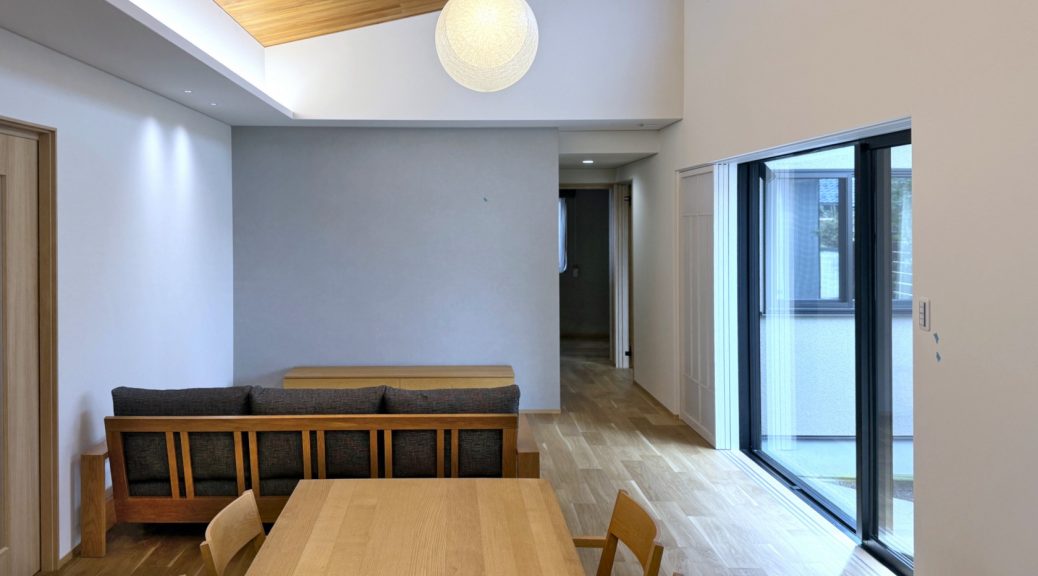 レンタル家具　おしゃれ　富山　無垢材　ミヤモト家具　完成見学会